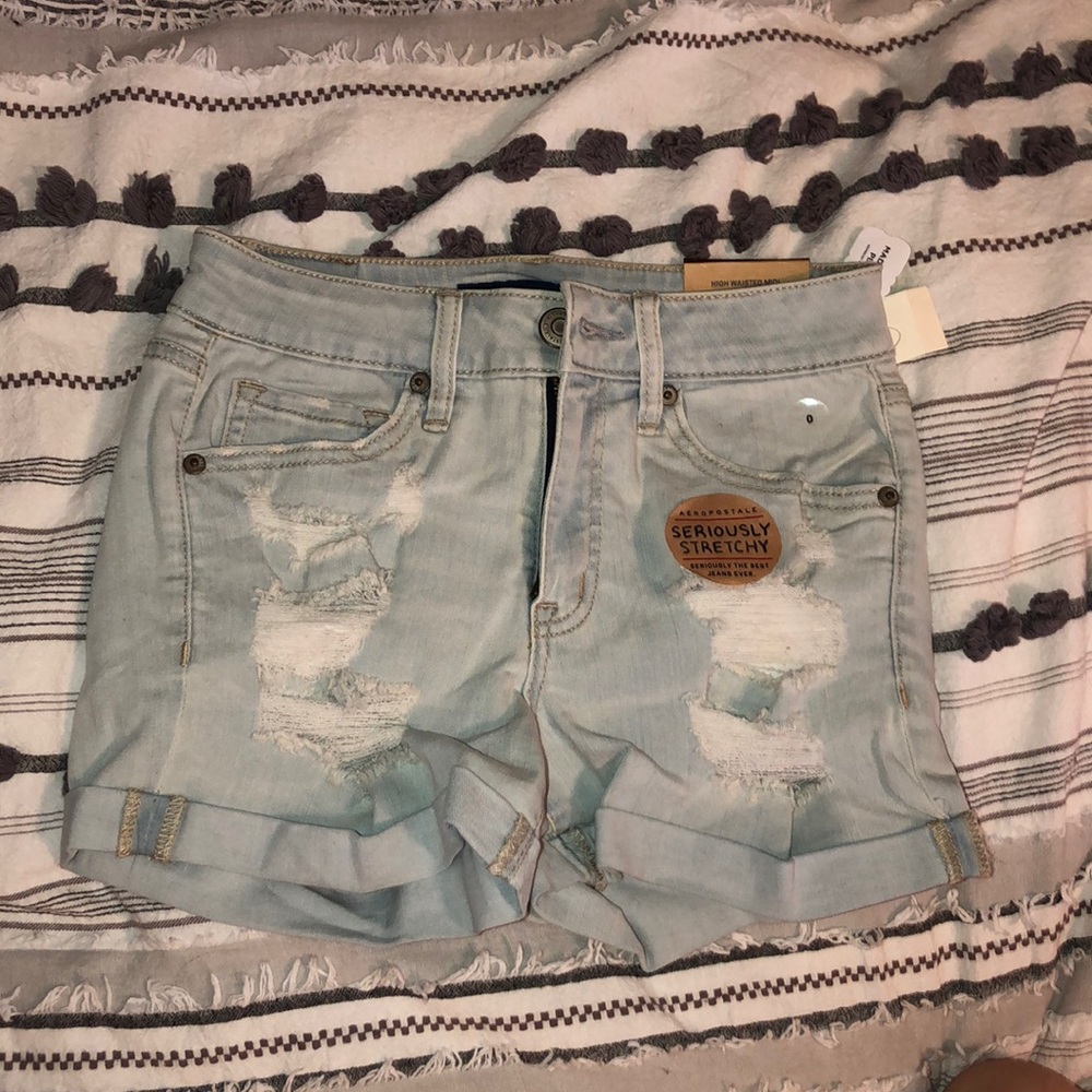 Aeropostale’s shorts never worn